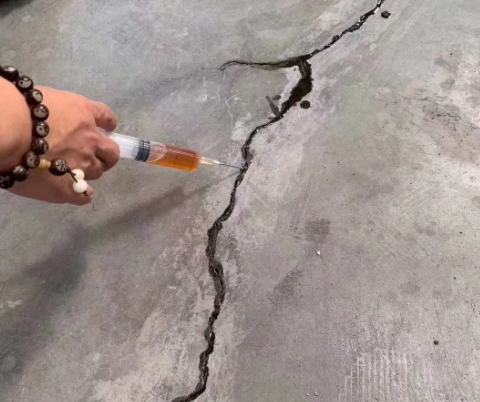广州混凝土裂缝修补技术详解​